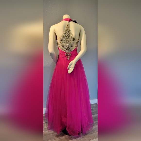 Terani Couture Fushia Halter Gown Dress S10 With Nude Push Up And Garment Bag - Picture 10 of 16